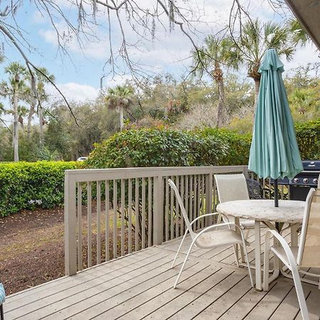 Complex Pool, Pet Friendly, Grill Villa Hilton Head Island Exterior photo